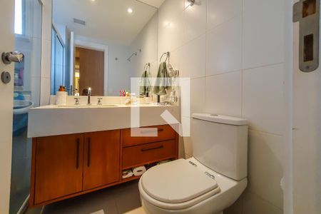 Apartamento à venda com 102m², 2 quartos e 2 vagasBanheiro 