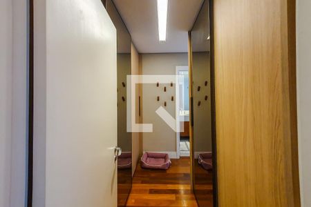 Apartamento à venda com 102m², 2 quartos e 2 vagasCorredor 