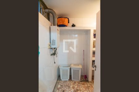 Casa à venda com 440m², 5 quartos e 2 vagasÁrea de serviço