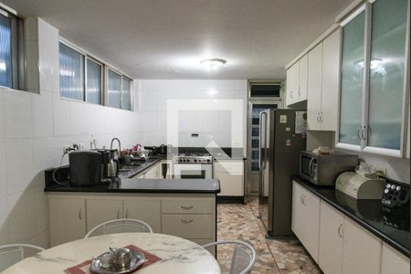 Casa à venda com 440m², 5 quartos e 2 vagasCozinha