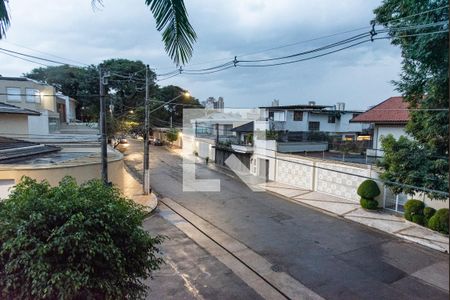 Casa à venda com 440m², 5 quartos e 2 vagasVista da suíte 2