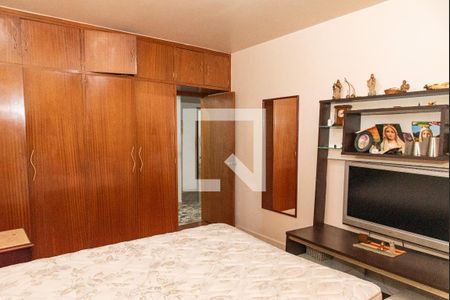 Casa à venda com 440m², 5 quartos e 2 vagasSuíte 2