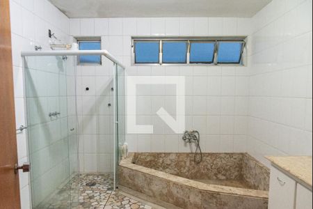 Casa à venda com 440m², 5 quartos e 2 vagasBanheiro