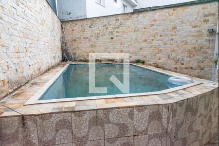 Casa à venda com 440m², 5 quartos e 2 vagasPiscina