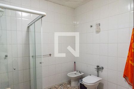 Casa à venda com 440m², 5 quartos e 2 vagasBanheiro da suíte 1