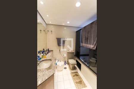 Apartamento à venda com 167m², 3 quartos e 2 vagasBanheiro Da Suíte 1