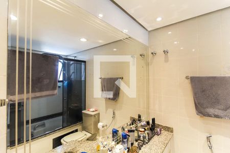 Apartamento à venda com 167m², 3 quartos e 2 vagasBanheiro Da Suíte 1