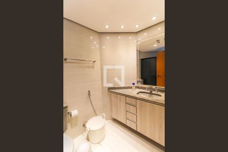 Apartamento à venda com 167m², 3 quartos e 2 vagasBanheiro Da Suíte 2