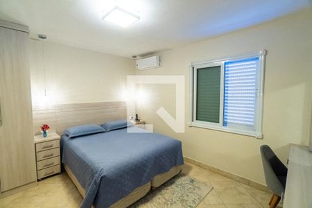 Quarto 1 de casa à venda com 2 quartos, 100m² em Jabaquara, São Paulo