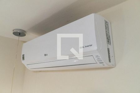 Quarto 1 Detalhe de casa à venda com 2 quartos, 100m² em Jabaquara, São Paulo