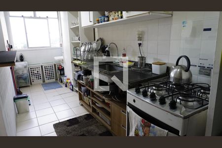 Apartamento à venda com 71m², 2 quartos e 1 vagaCozinha
