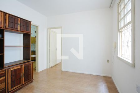 Sala de apartamento para alugar com 2 quartos, 81m² em Floresta, Porto Alegre