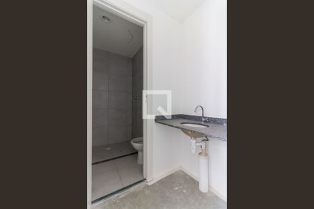 Banheiro de apartamento à venda com 1 quarto, 30m² em Várzea da Barra Funda, São Paulo
