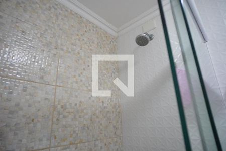 Chuveiro  de apartamento à venda com 2 quartos, 48m² em Morro Santana, Porto Alegre