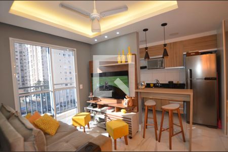 Sala de apartamento para alugar com 2 quartos, 44m² em Parada de Lucas, Rio de Janeiro