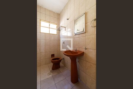 Casa para alugar com 80m², 2 quartos e 1 vagaBanheiro