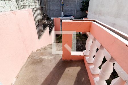 Casa para alugar com 80m², 2 quartos e 1 vagaEntrada