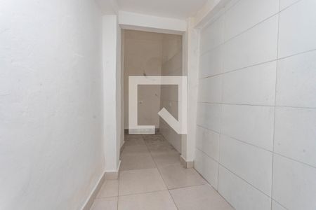 Comodo / deposito  de casa para alugar com 2 quartos, 115m² em Centro, Diadema