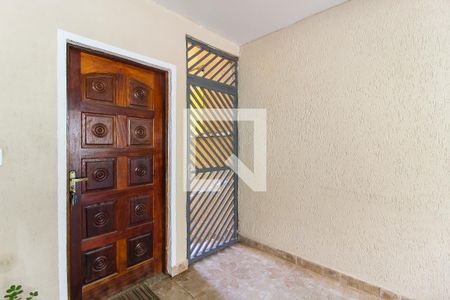 Casa para alugar com 130m², 2 quartos e sem vagaEntrada