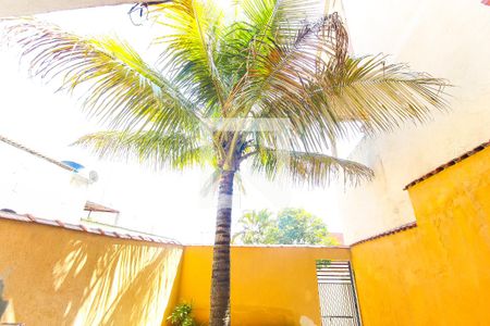 Casa para alugar com 130m², 2 quartos e sem vagaQuintal