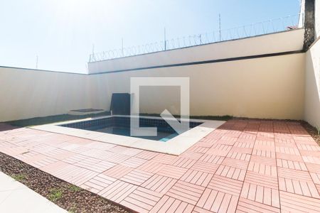 Casa para alugar com 300m², 3 quartos e 5 vagasPiscina/Quintal dos Fundos