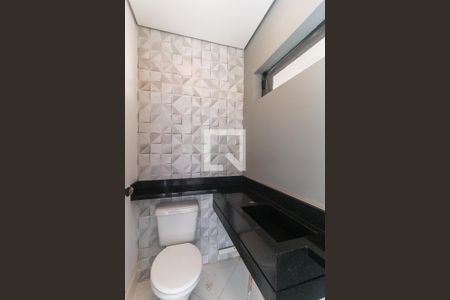 Lavabo de casa para alugar com 3 quartos, 300m² em Vila Oliveira, Mogi das Cruzes