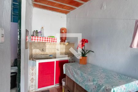 Casa à venda com 244m², 3 quartos e 2 vagas Casa à venda com 244m², 3 quartos e 2 vagasCasa 2 - Área de serviço