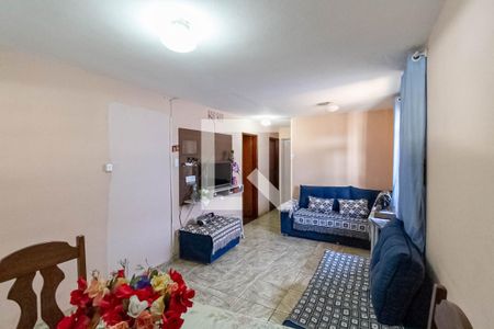 Casa à venda com 244m², 3 quartos e 2 vagas Casa à venda com 244m², 3 quartos e 2 vagasCasa 2 - Sala