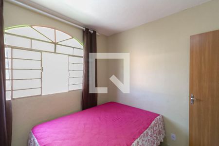 Casa à venda com 244m², 3 quartos e 2 vagas Casa à venda com 244m², 3 quartos e 2 vagasCasa 1 - Quarto 3