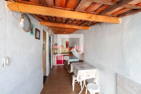 Casa à venda com 244m², 3 quartos e 2 vagas Casa à venda com 244m², 3 quartos e 2 vagasCasa 2 - Área de serviço