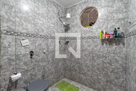 Casa à venda com 244m², 3 quartos e 2 vagas Casa à venda com 244m², 3 quartos e 2 vagasCasa 1 - Banheiro social