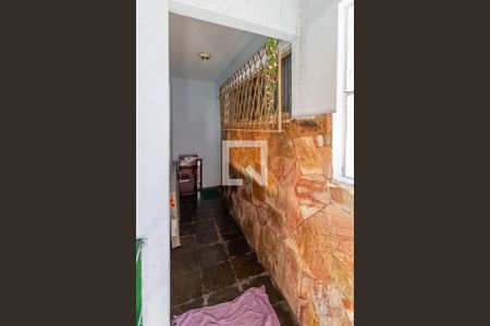 Casa à venda com 244m², 3 quartos e 2 vagas Casa à venda com 244m², 3 quartos e 2 vagasCasa 2 - Varanda