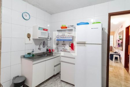 Casa à venda com 244m², 3 quartos e 2 vagas Casa à venda com 244m², 3 quartos e 2 vagasCasa 2 - Cozinha