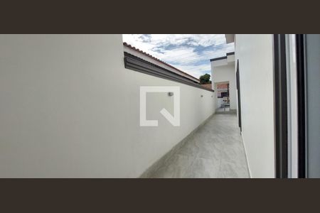 Casa à venda com 370m², 3 quartos e 3 vagasCorredor externo Quartos