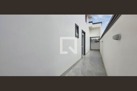 Casa à venda com 370m², 3 quartos e 3 vagasCorredor externo Quartos