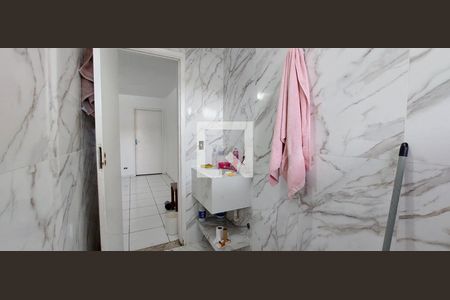 Casa à venda com 370m², 3 quartos e 3 vagasCasa 02 - Banheiro