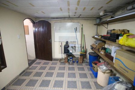 Casa à venda com 450m², 3 quartos e 6 vagasQuarto de Serviço