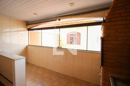 Casa à venda com 450m², 3 quartos e 6 vagasÁrea Churrasco