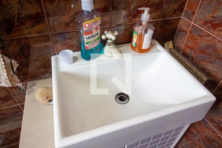 Casa à venda com 450m², 3 quartos e 6 vagasBanheiro 2