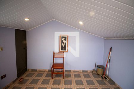 Casa à venda com 450m², 3 quartos e 6 vagasSotão