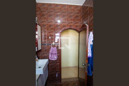 Casa à venda com 450m², 3 quartos e 6 vagasBanheiro 2