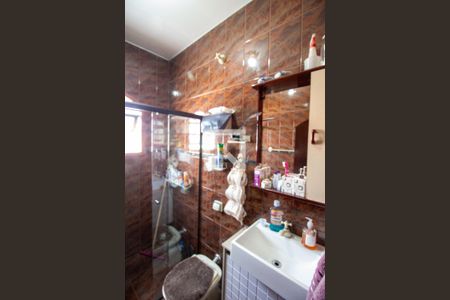 Casa à venda com 450m², 3 quartos e 6 vagasBanheiro 2