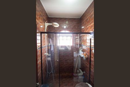 Casa à venda com 450m², 3 quartos e 6 vagasBanheiro 2