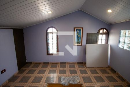 Casa à venda com 450m², 3 quartos e 6 vagasSotão