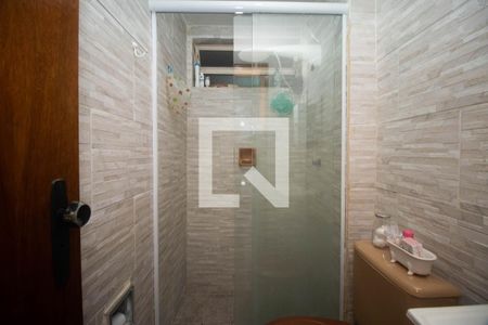 Banheiro de apartamento à venda com 1 quarto, 39m² em Cristo Redentor, Porto Alegre