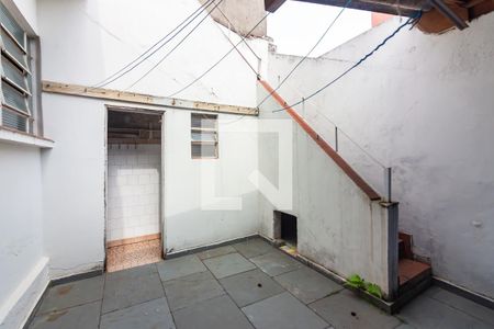 Casa para alugar com 218m², 3 quartos e 3 vagas Casa para alugar com 218m², 3 quartos e 3 vagasQuintal