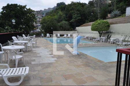 Apartamento à venda com 76m², 2 quartos e 1 vagaÁrea comum