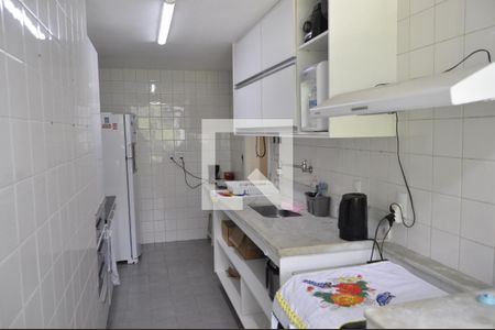 Apartamento à venda com 76m², 2 quartos e 1 vagaCozinha 