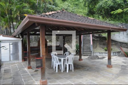 Apartamento à venda com 76m², 2 quartos e 1 vagaÁrea comum