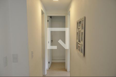Corredor  de apartamento à venda com 2 quartos, 76m² em Engenho Novo, Rio de Janeiro